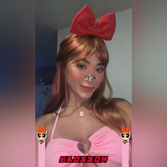 Red wig. Perfect condition. For blossom costume or whatever - Picture 3 of 3